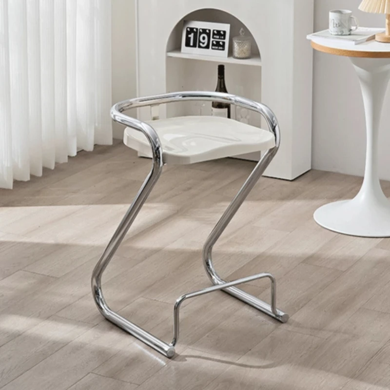 Chaise de bar nordique de luxe en métal avec dossier, confortable et relaxante, pour cuisine et mobilier de cuisine