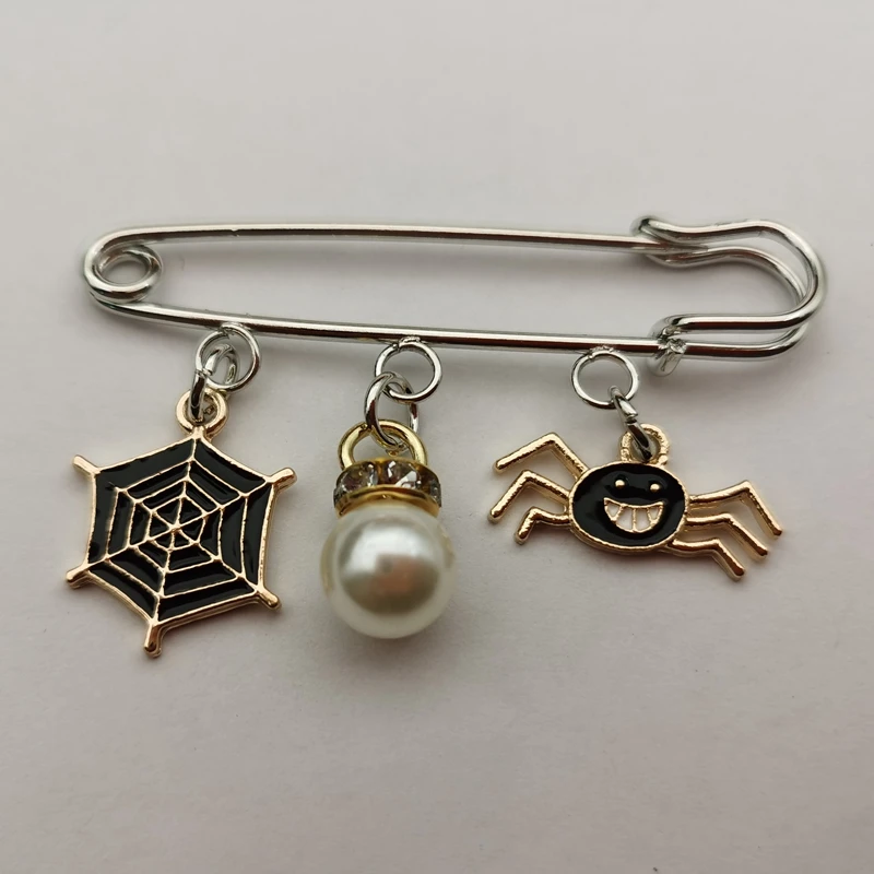 Animal Brooch Black… - image