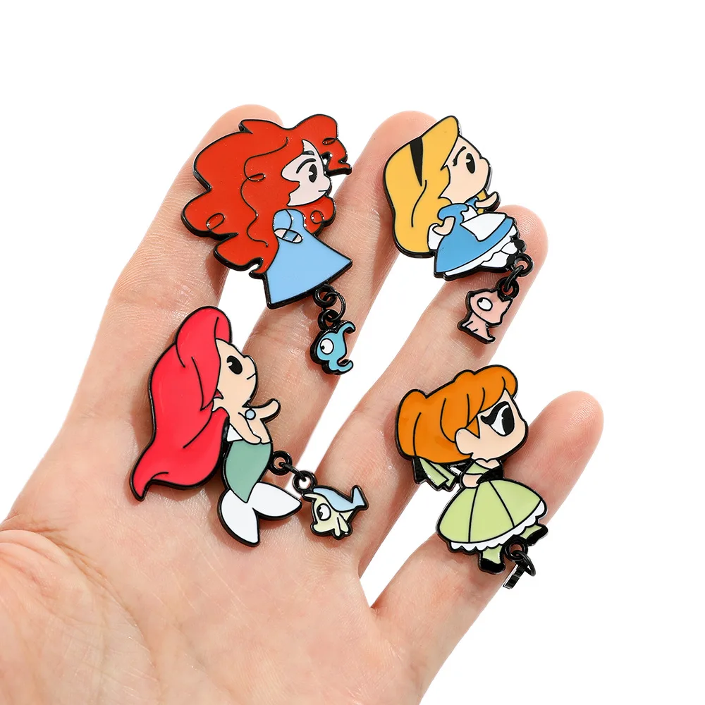 Disney Pins Cute Fairy Tale Princess Series Pattern Metal Badge Accessories Cute Alice Mermaid Brooches Lapel Pin Bag Decoration