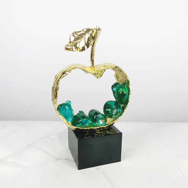 Modern creative light luxury fruit apple crystal ornament high sense living room model room TV cabinet home decoration