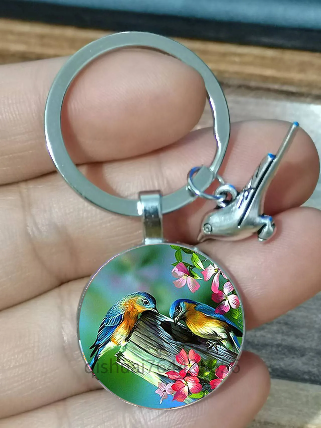 Cute Bird Animal Picture Art Keychain. Fashion Key Ring