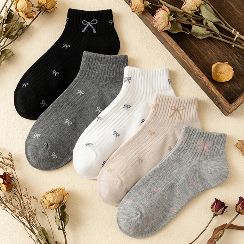 5 Pairs Random Wome…