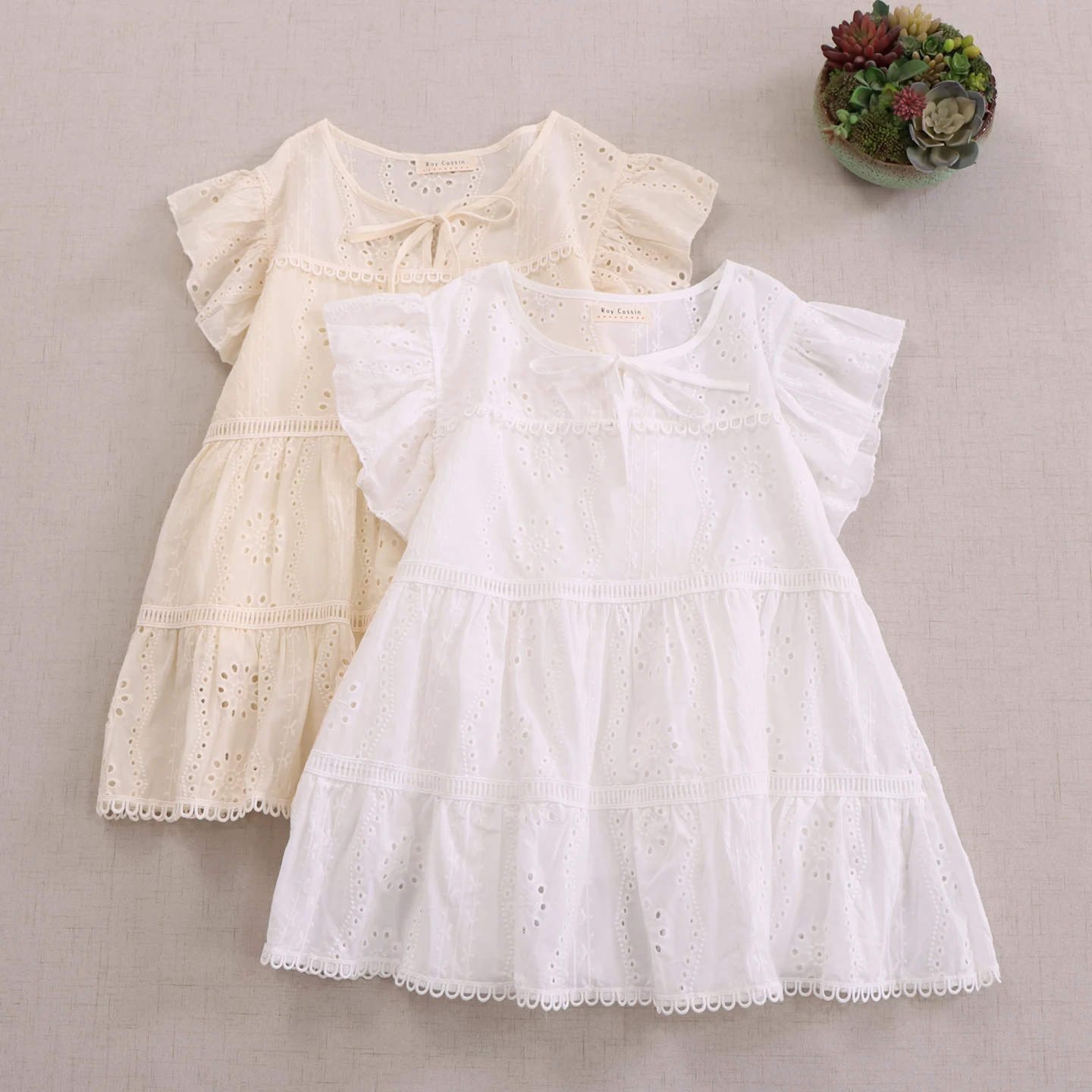 

Japanese Sweet Mori Girl Solid Color Embroidery Hollow Out Shrits Women Summer O-Neck Flying Sleeve Casual Loose Blouse Tops
