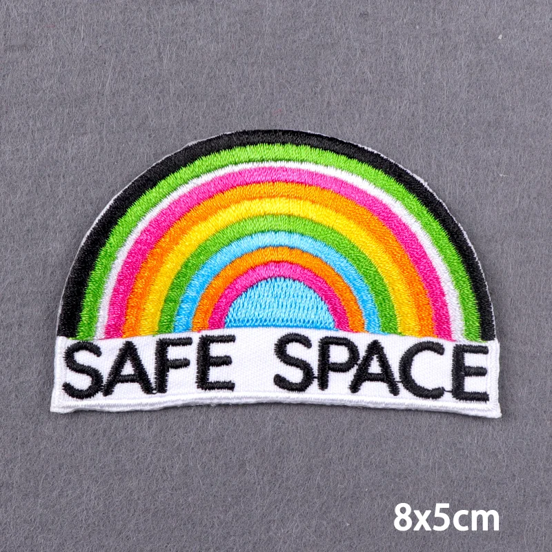 Rainbow Mountain Iron On Patches Jesus Love Everyone Embroidery Patches For Clothing LGBT Patches On Clothes DIY Decoration