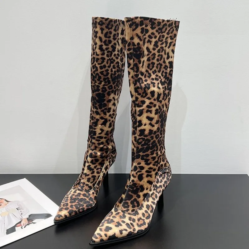 Wysokie obcasy Leopard High Boots Sexy Pointed Toe Shoes for Women 2025 Trend Brand New Party Dress Gladiator Stilettos Botas Mujer