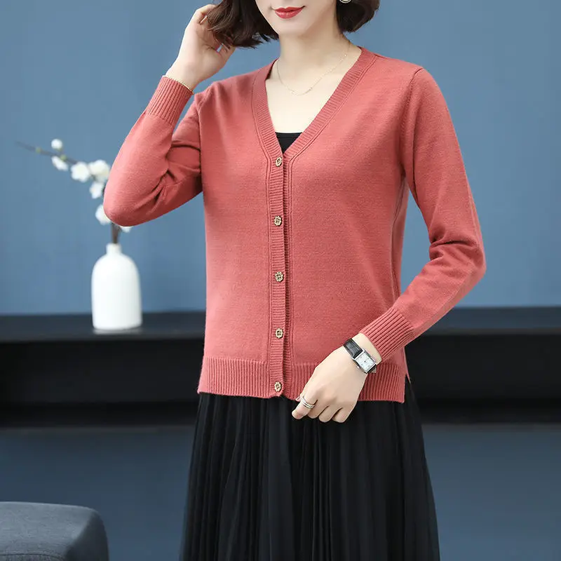 Fashion V-Neck Knitted Button Solid Color All-match Cardigan Sweaters Women\'s Clothing 2022 Autumn New Loose Korean Tops