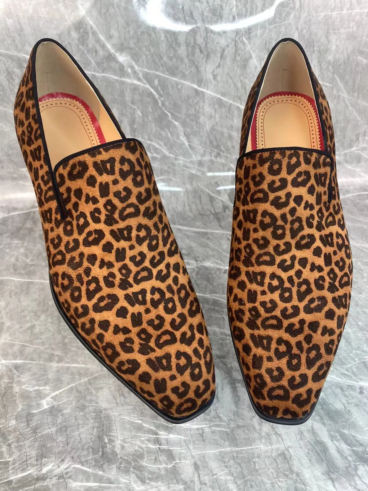 Suede Leopard Print Shoes For Men Low-heeled Loafers Pointed Head Slip On Calfskin Welted Wedding Dress Business Single Shoes