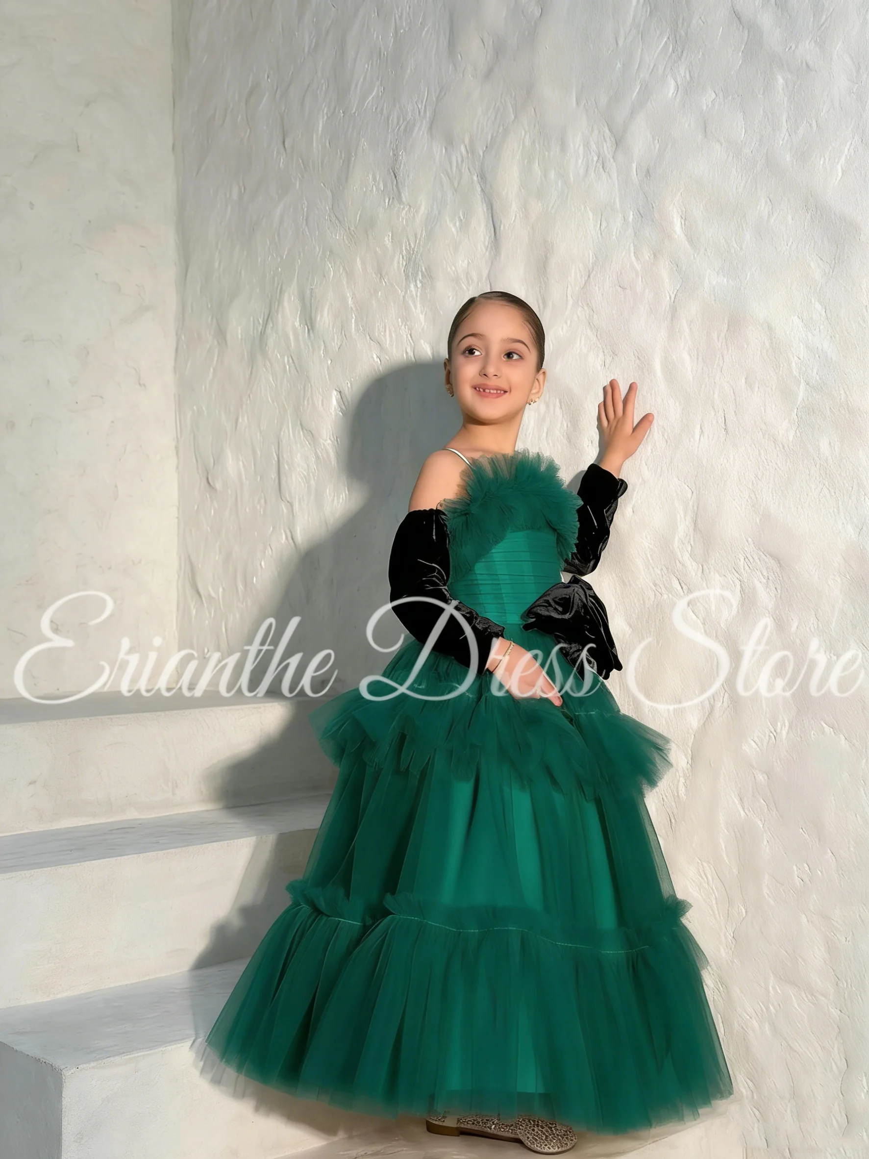 Robe à fleurs personnalisée pour filles, pour mariage, superposition moelleuse avec nœud noir, robes de bal de première Communion pour fête d'anniversaire pour enfants