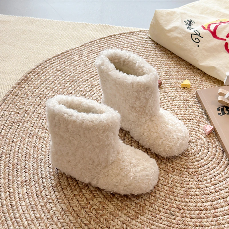 2026 Children Winter Cute Short Boots Girls Lamb Fashion Fluffy Shoes Boys Fleece Boots Warm Short Boots Solid Color Versatile