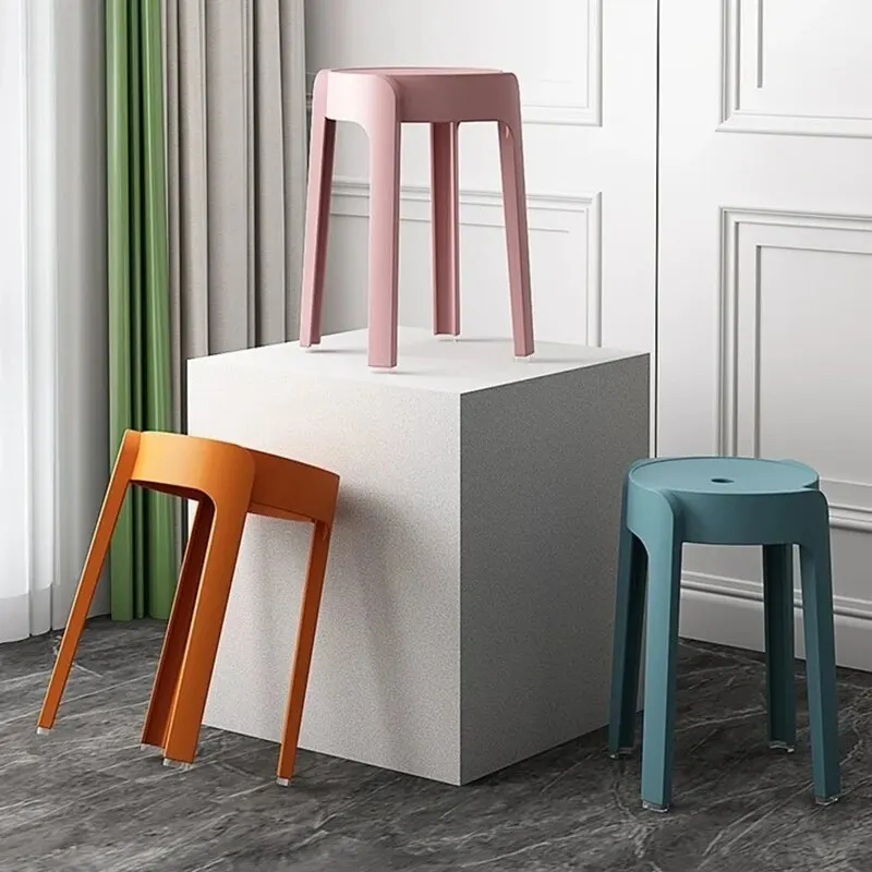 Plastic High Stools Can Be Stacked, Thickened, Durable, and Durable for Household Use. Simple round Stools in Restaurants