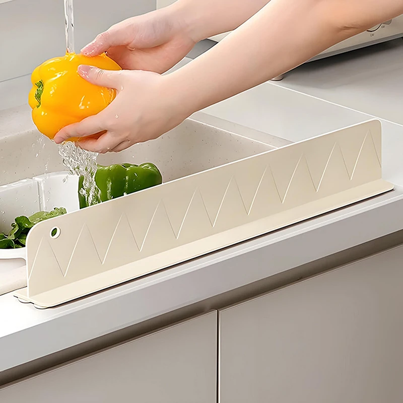 1Pcs Silicone Sink Splash Guard With Suction Cup Sink Baffle Splash Guard Splash Protector For Kitchen Island And Bathroom