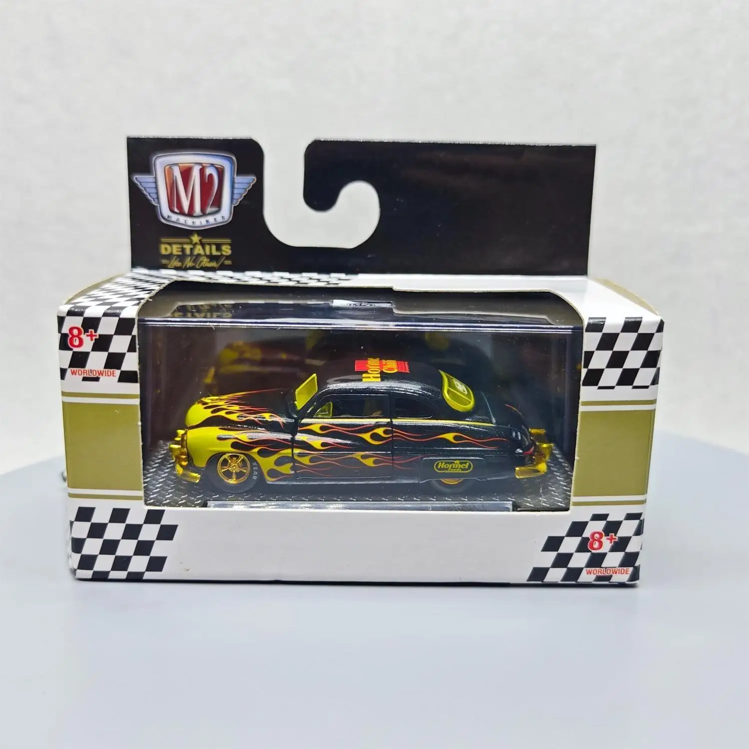 M2 Machines 1/64 1949 Mercury Custom Hormel Chili Gold Hub Die-cast alloy car model collection display child gift