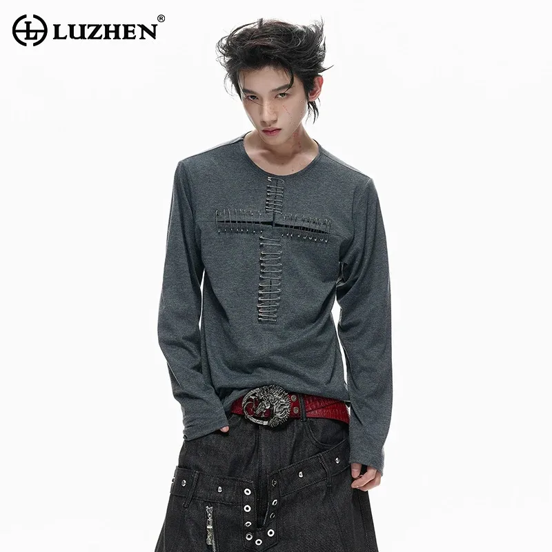 

LUZHEN 2026 Spring New Original Personalized Metal Pin Patchwork Design Long Sleeve T-shirt Men's Trendy Solid Color Tops JY6382
