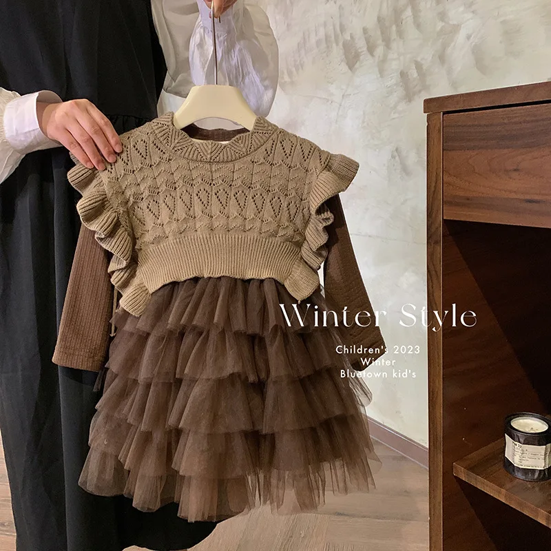 

Girls Dress Suit Autumn and Winter New Knitted Vest Vest and Velvet Long Sleeve Mesh Dress Baby Style Suit