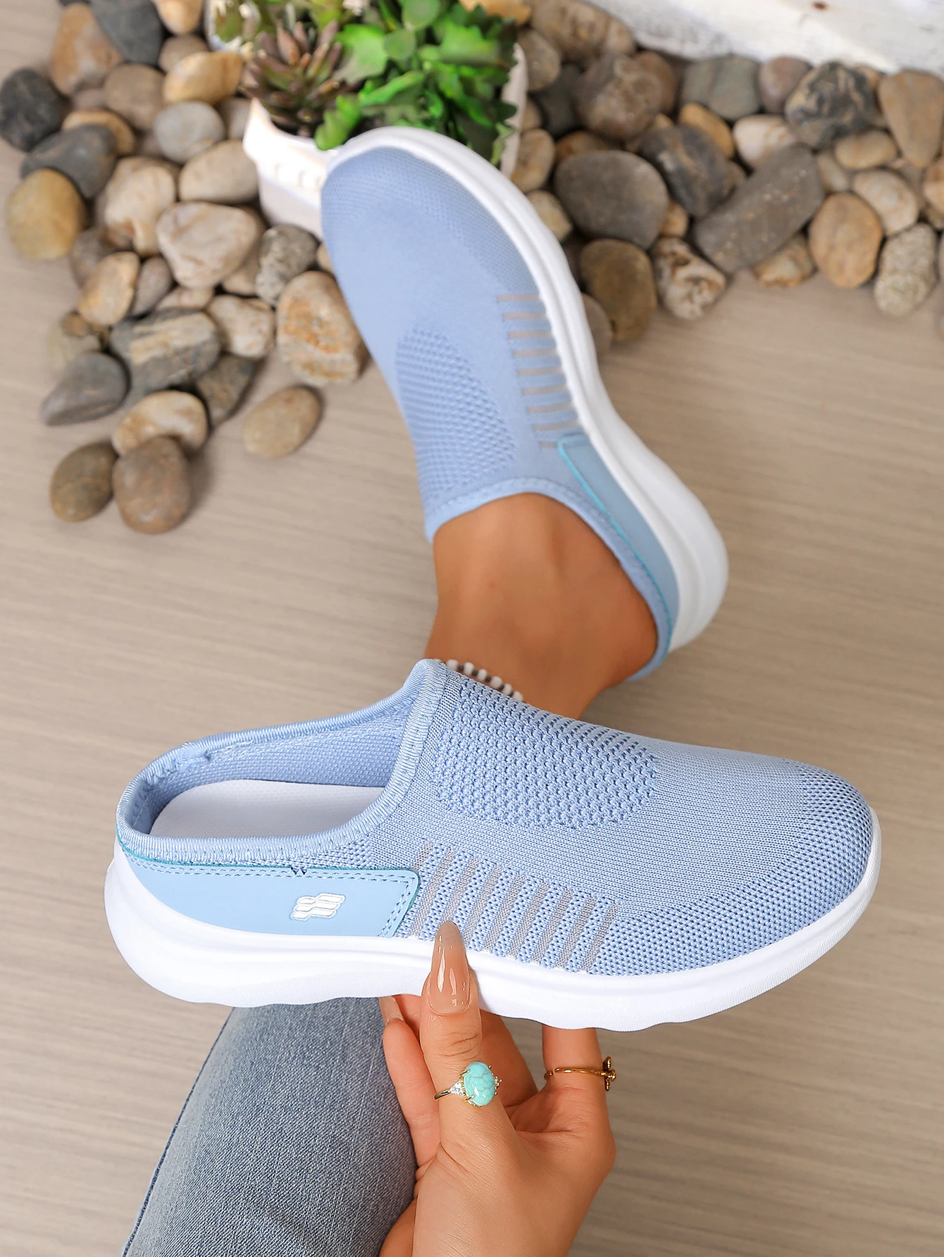 2026 Neue Damen-Hohlnetz-Slipper mit rückenfreiem Design, leichte Plateau-Walkingschuhe, bequeme Outdoor-Freizeitschuhe aus Netzstoff – Detail 19