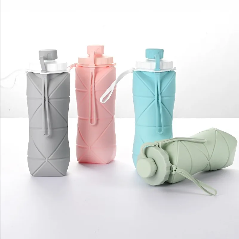 Silicone Folding Water Bottle - Large Capacity, Suitable for Outdoor Travel and Sports. Resistant To High Temperatures.