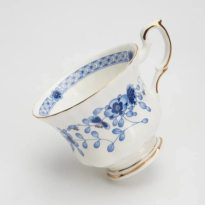 High-end European Style Bone China Coffee Cup and Saucer Set Gold Rim Bluebell Pattern for Home Afternoon Tea Restaurant