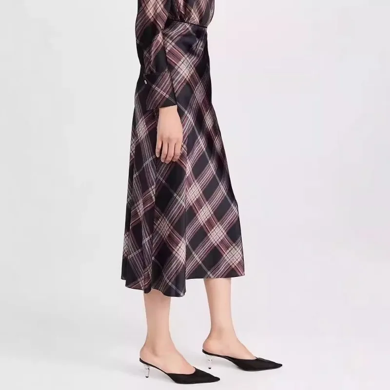 Vin @ Plaid Skirt for Women, Retro Style, Slightly Elastic, Long A-line Skirt, Slimming Off, Autumn, New Style, 2024