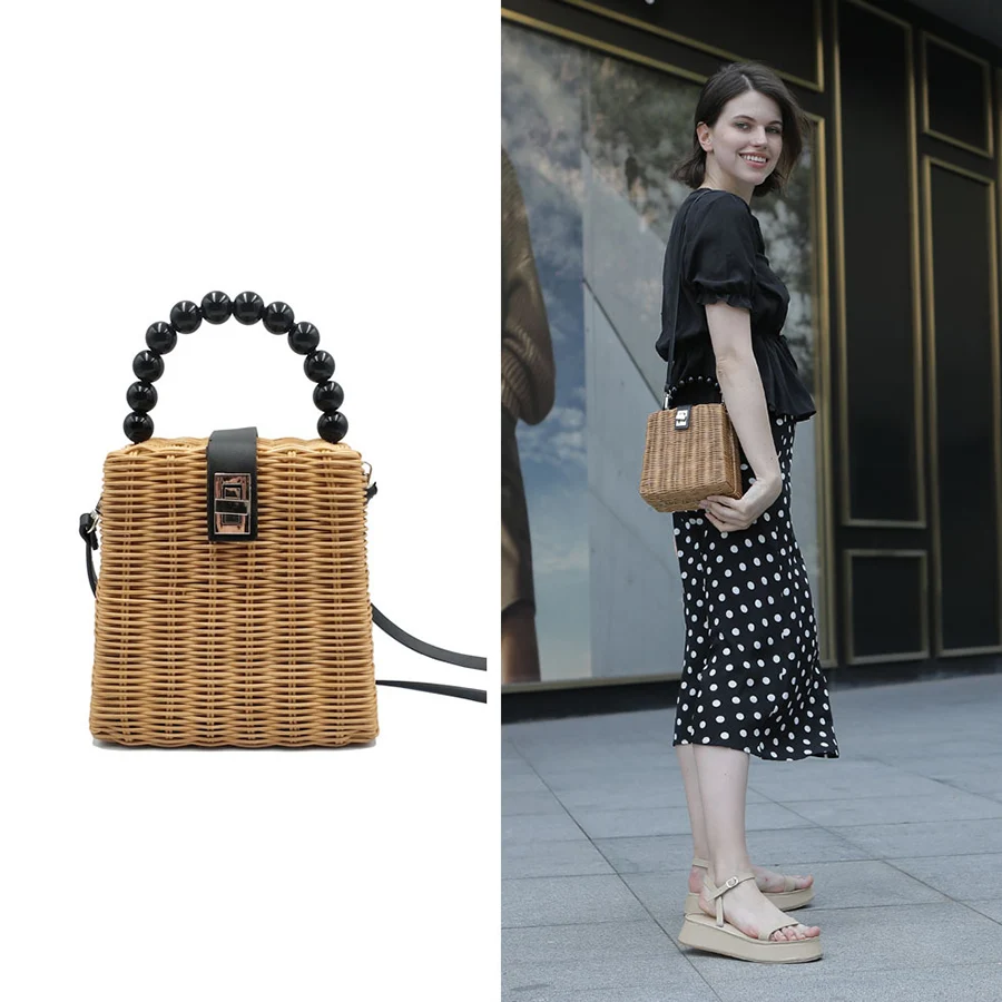 

Summer Small Square Bag Beach Rattan Shoulder Bags Women's Straw Bag Purse Woven Hollow Out Handbags Bead Handle Crossbody Bags