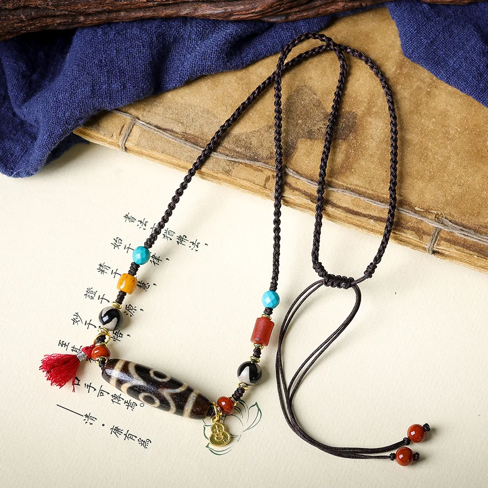 tessitura-fatta-a-mano-gioielli-tibetani-collana-dzi-a-tre-occhi-coltivazione-di-denti-di-tigre-dzi-gioielli-con-catena-di-maglione-in-stile-nazionale