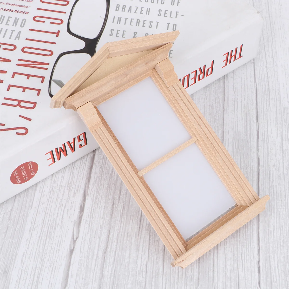 2 pcs Mini House DIY Miniature Furniture Window Wooden ini House Decor Ornament Photo Props for Kids