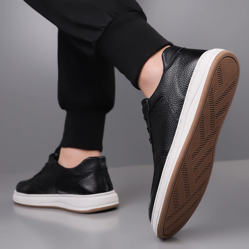 

Men's Leather Shoes with Flat Heels Adjustable Laces Simple Style Trendy for Students Leather Casual Leisure Walking Shoes