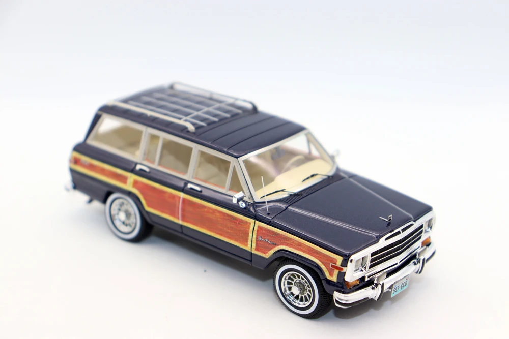 Resin Car Models 1/43 Scale Jeeep Grand Wagoneer For Collection gift