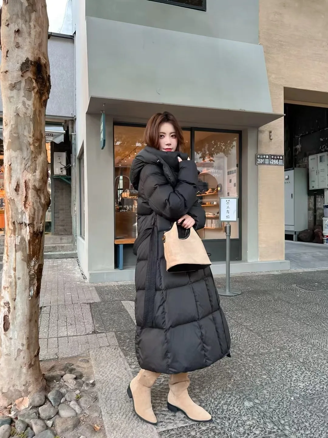 厚手の特大ロング丈オーバーニー冬用ジャケット 2026 レディース 90% ホワイトダックダウンコート ルーズフィット ハイウエスト スノーパーカー