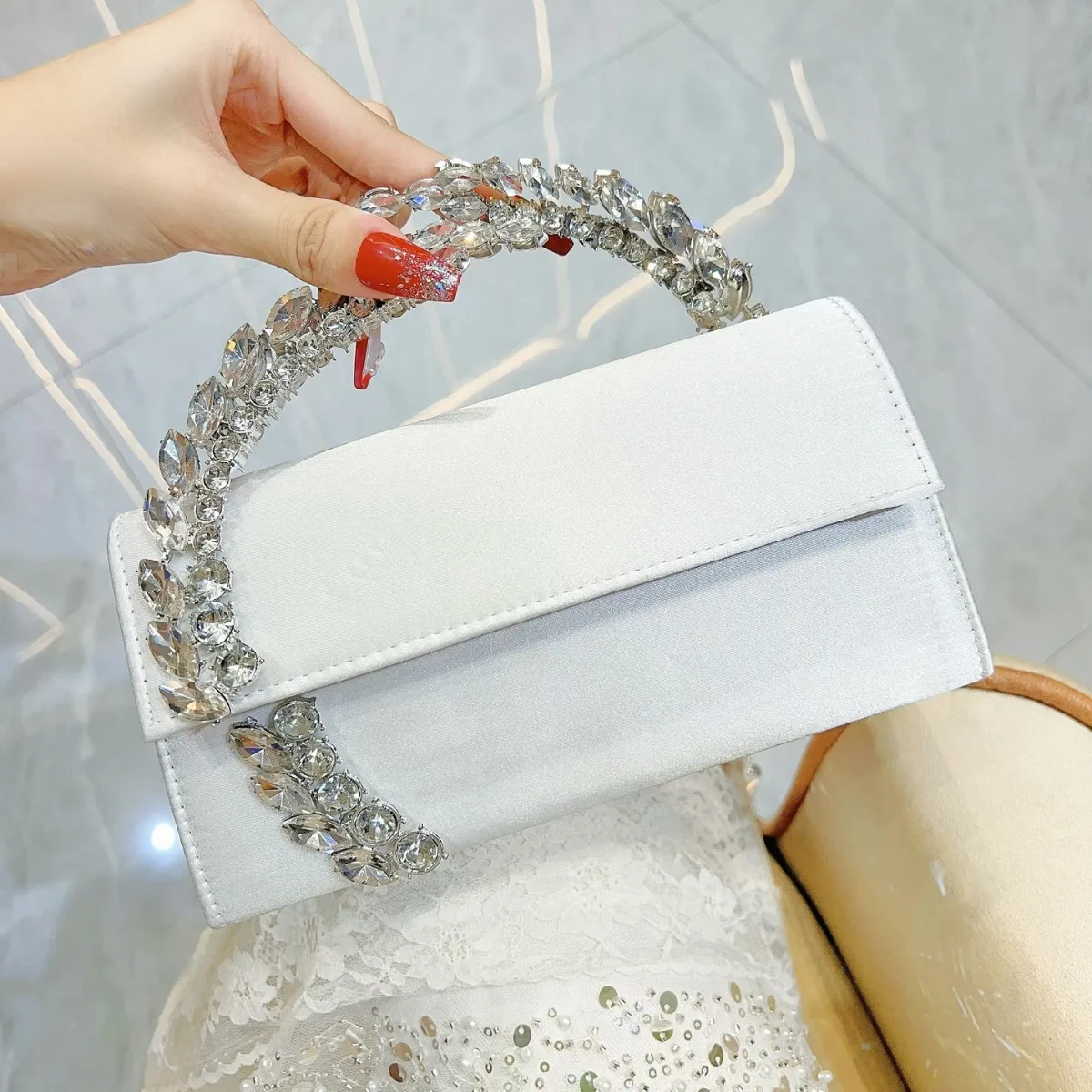 Shiny Sequin Evening Bag Satin Surface Handbag Crossbody Diamond Embedded Women's Handbag Polyester Material Magnetic Buckle ...