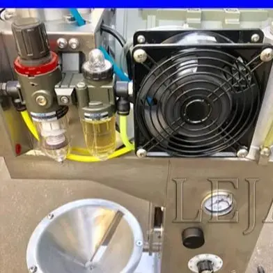 

Машина для обрезки тендерного кокоса, машина для очистки зеленого кокоса, машина для резки зеленой кокосовой шелухи, цена