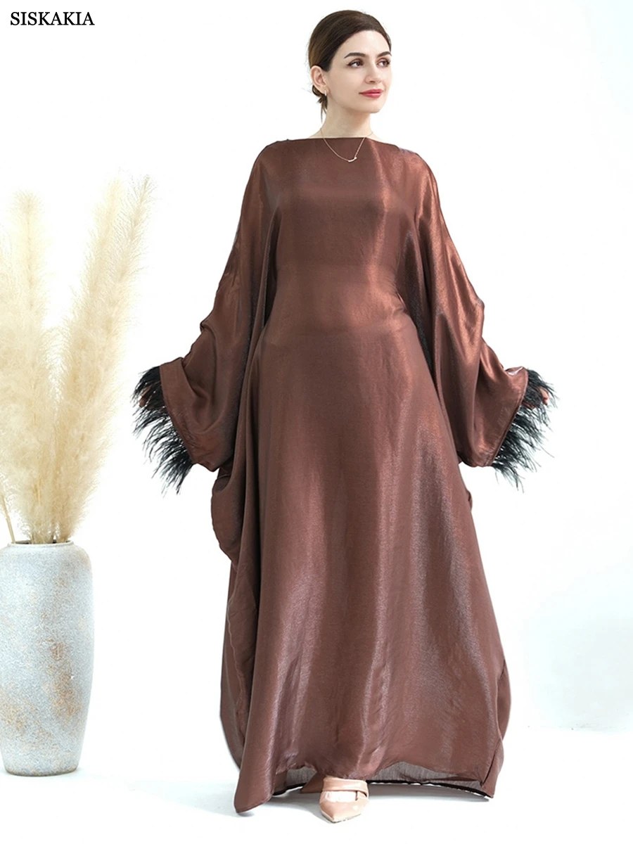 Imagem -06 - Vestido Muçulmano de Manga Batwing Feminino Penas Monocromáticas Dubai Luxury Abaya Marroquino Lebsa Saudita Turco Roupas de Festa Moda