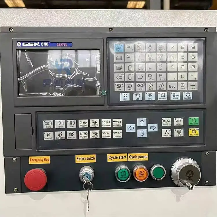Hot Sale Siemens Light Desktop Horizontal Small CNC Lathe Ck0660