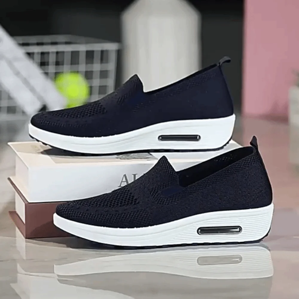 

Женская спортивная обувь с сетчатой поверхностью, кроссовки для бега из дышащего материала на мягкой подошве, однотонная нескользящая повседневная обувь