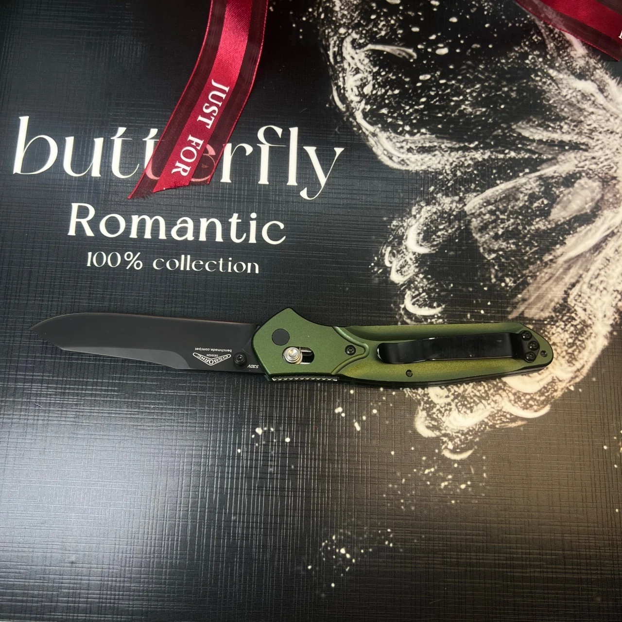 

Green tactical folding knife S30V steel blade aviation aluminum handle, EDC outdoor survival super hard wear-resistant high shar