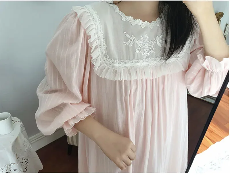 Women\'s Lolita Dress Pink Princess Sleepshirts Vintage Palace Style Embroidered Nightgowns.Victorian Nightdress Lounge Sleepwear