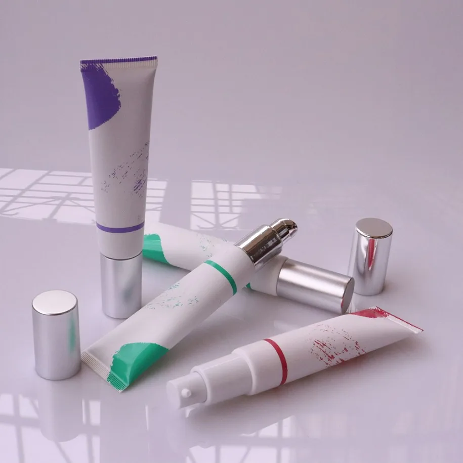 プライベートラベルビーガン30mlチューブファンデーションロングラスティングオイルコントロールマット軽量コンシーラー卸売メイクアップカスタムロゴ