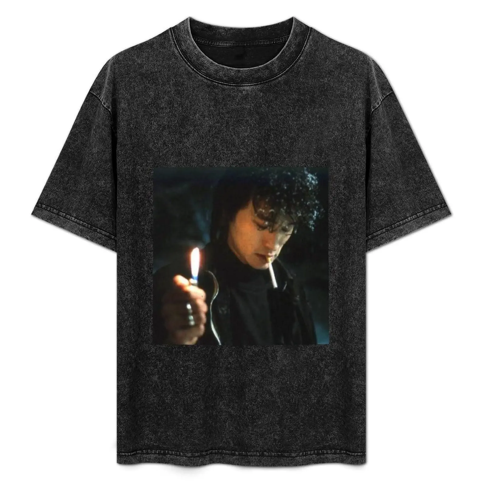 

Viktor Tsoi film still. smoking. T-Shirt Plus Size Basic Short Sleeve Top