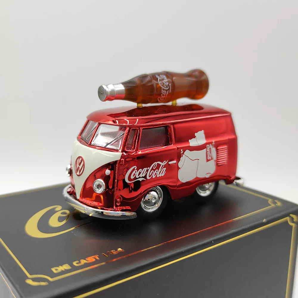 

Diecast HY 1/64 Scale 1960 VW Volkswagen Polar Bear Pattern Coke Alloy Car Model Collectible Toy Gift Souvenir Display Ornament