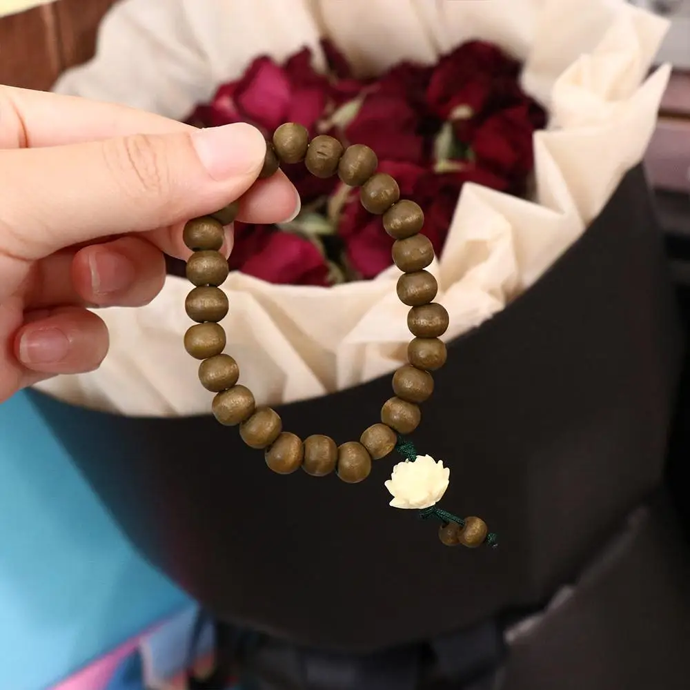 Elastic Flower Sandalwood Bangle Rosary Jewelry Wood Beaded Strand Bracelets Flower Hand Chain Green Natural Sandalwood Bracelet