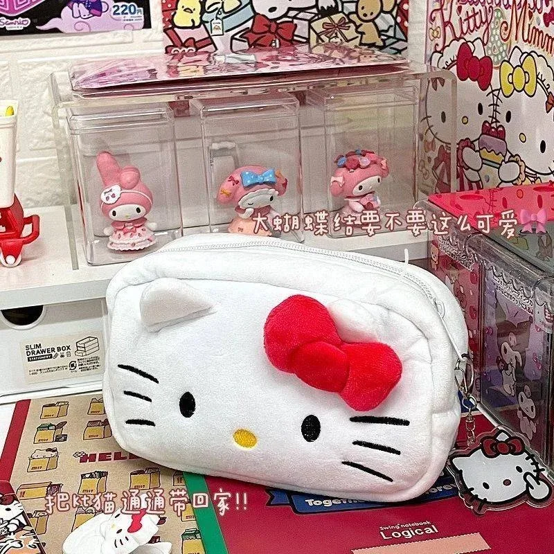 Bolsa de felpa de Hello Kitty para almacenamiento de cosméticos, estuche de lápices de dibujos animados Kawaii, Sanrio Cinnamoroll, regalos de