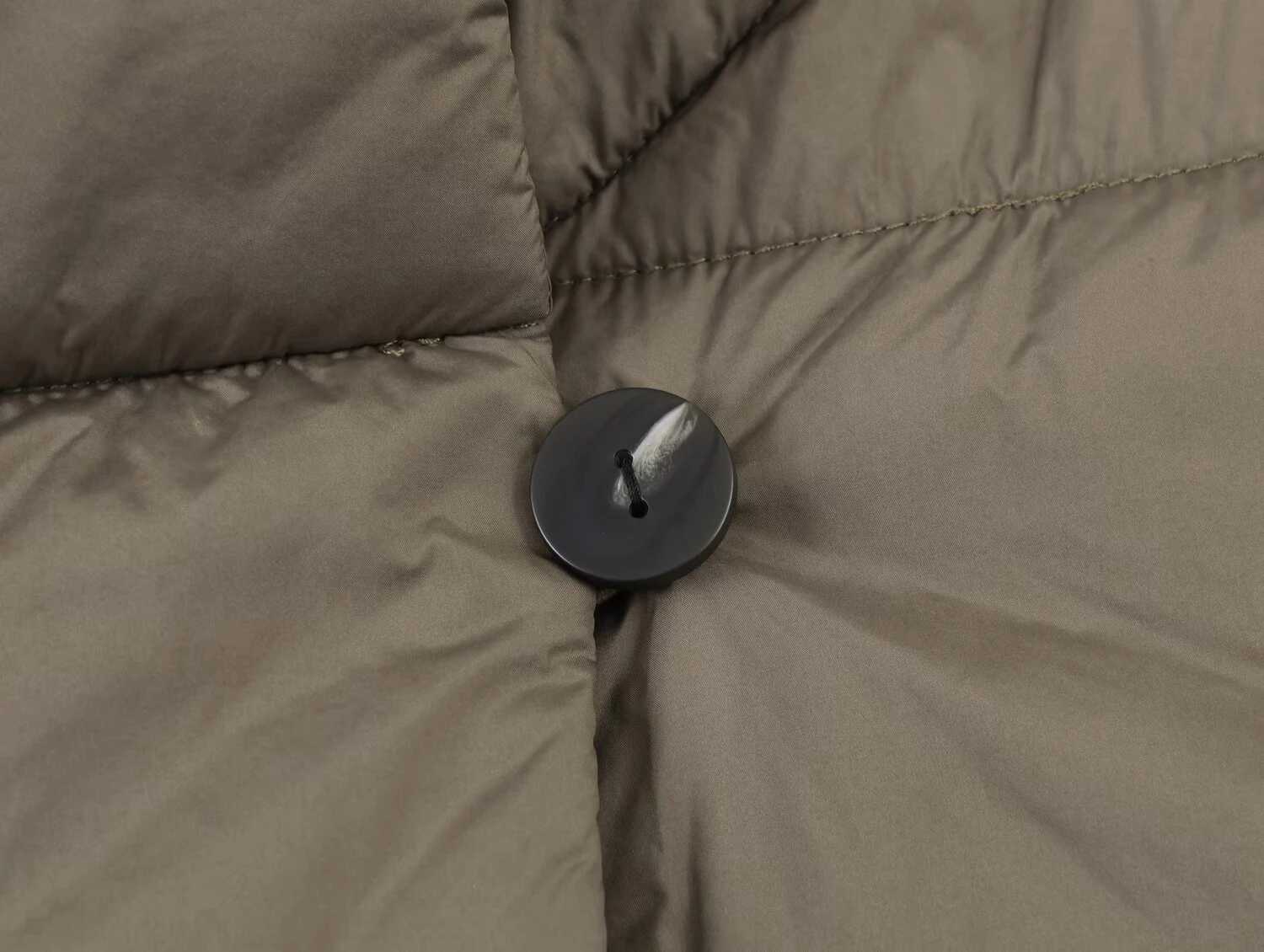 DEEABAE Nuovo abbigliamento invernale da donna stile minimalista monopetto collo alto a maniche lunghe stile corto con piumino con cintura