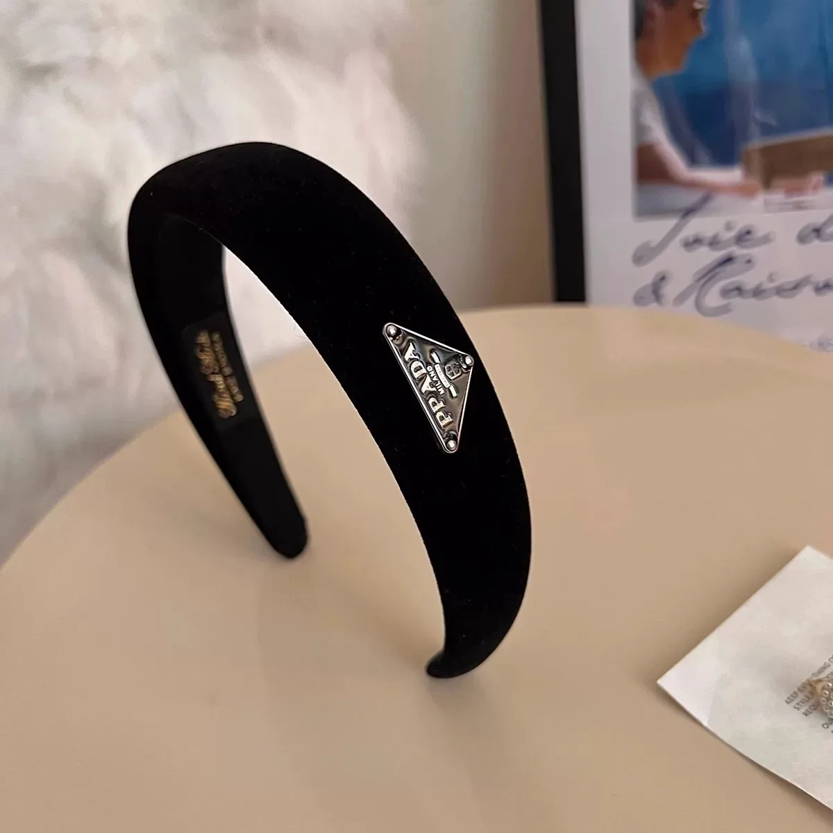 novo-bandeau-feminino-retro-classico-de-veludo-luxuoso-e-moderno-de-alta-qualidade-com-um-toque-elegante-alem-do-acessorio-de-cabelo