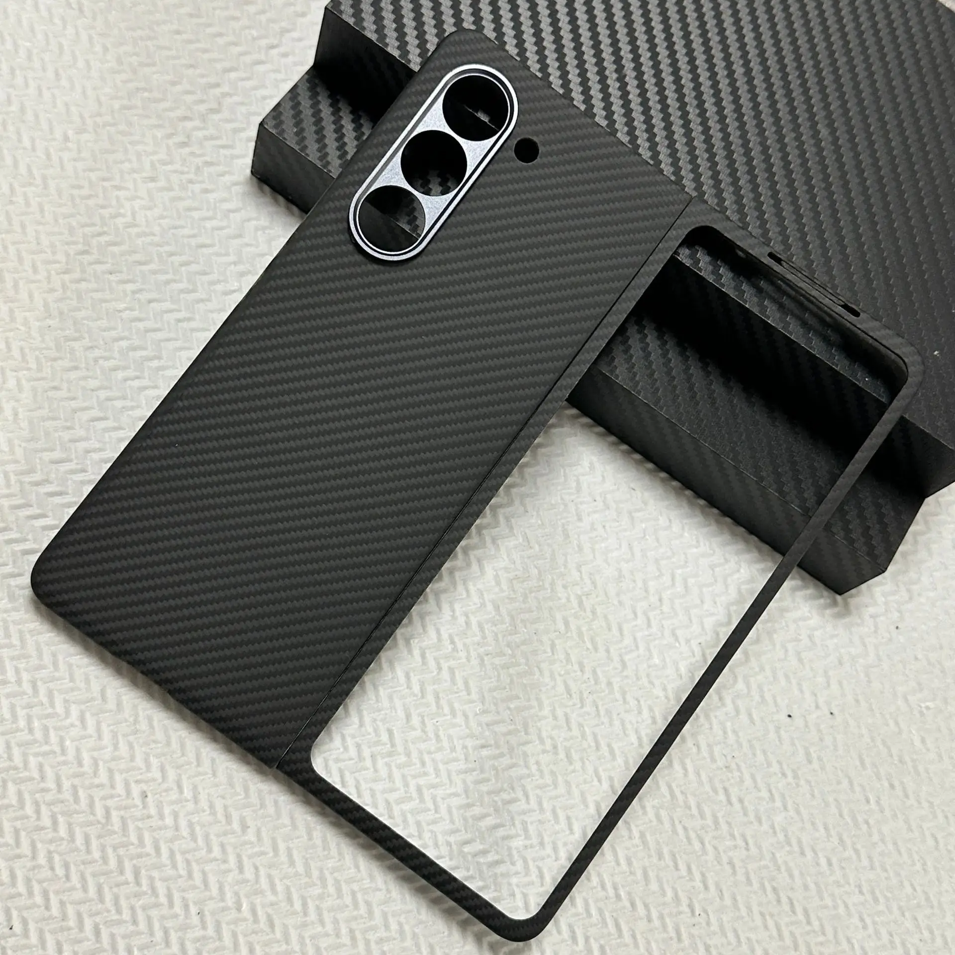 

Real Carbon Fiber Phone Case for Samsung Z Fold 5, W24, Ultra Slim Cellphone Cover, Kevlar Aramid Fiber, Samsung W24