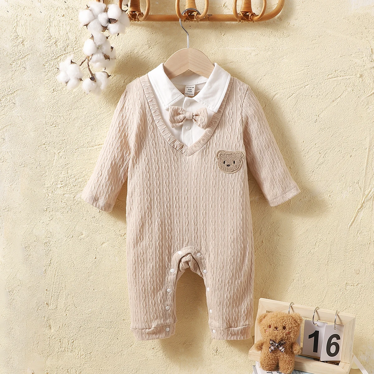 Spring And Autumn Boys And Girls  Polo Neck Long Sleeve Bow Romper Open Button Pants Fashionable And Warm