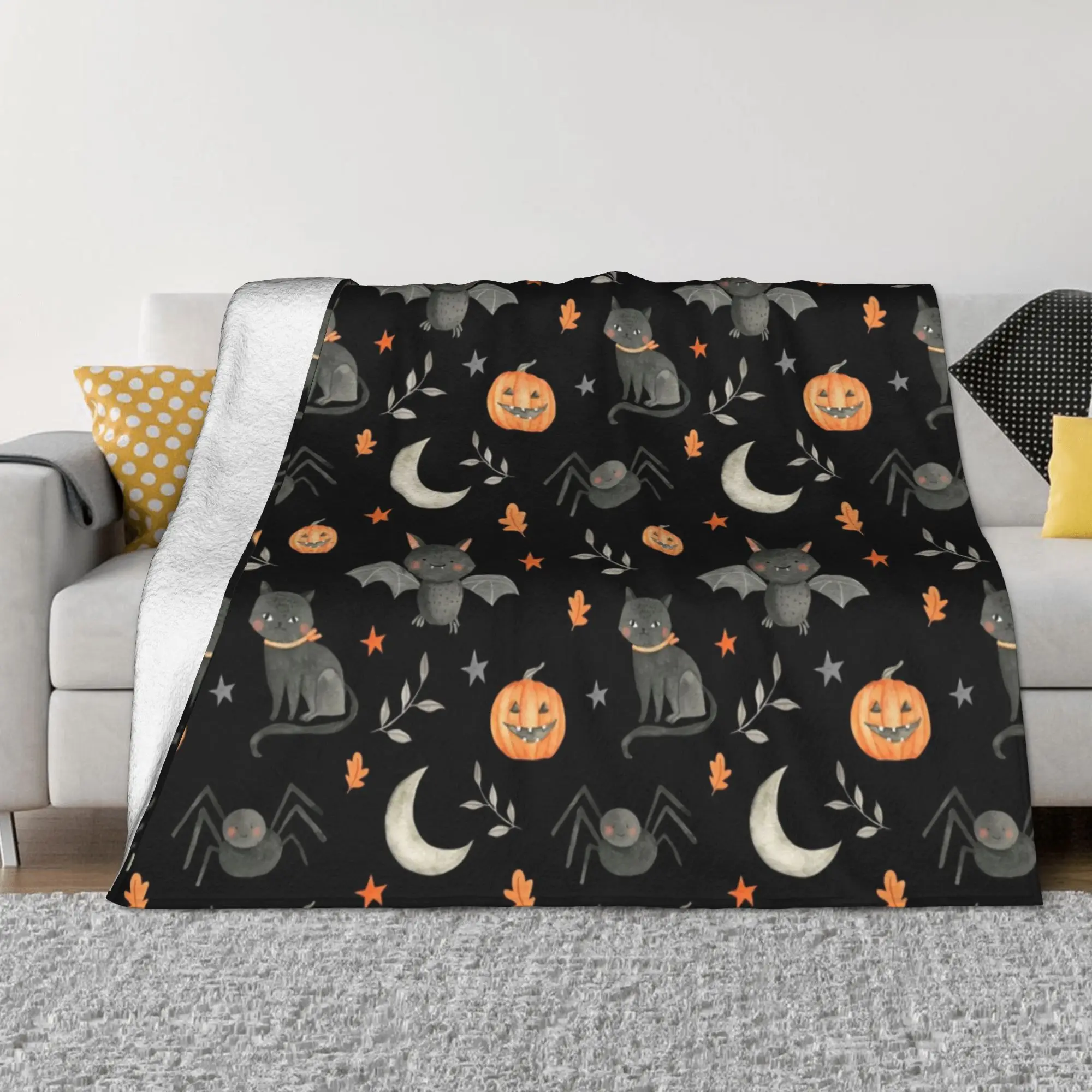 

Halloween Party Blanket Cover Flannel Pumpkin Moon Cat Spider Warm Throw Blanket for Airplane Travel Bedspread