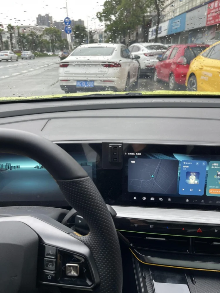Premium Car Phone Holder & Base for 2022 MG5 Scorpio,Adhesive‑Mount Installation,Stable Anti‑Shake,360° Free‑Angle Adjustment
