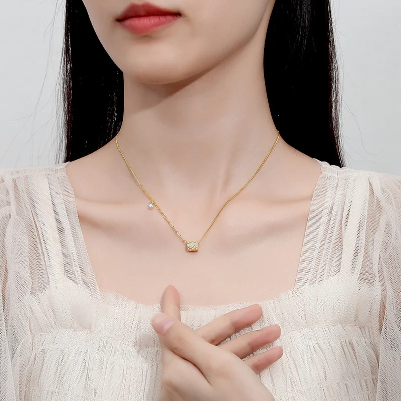 

S925 Silver Flash Zircon Roller Pendant Necklace Advanced Female Neck Chain Accessory Trendy for Wedding Valentine's Day Gift