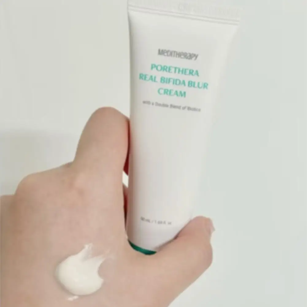 كريم الوجه الكوري الصغير للمسام البروبيوتيك يغذي البشرة ويحسن البشرة ويصفرق المسام المنكمشة بصريًا يدوم طويلاً