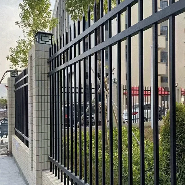 تخصيص درابزين الأزهار من الحديد الزهر - مقاومة للطقس، أنيقة لحدود الحديقة