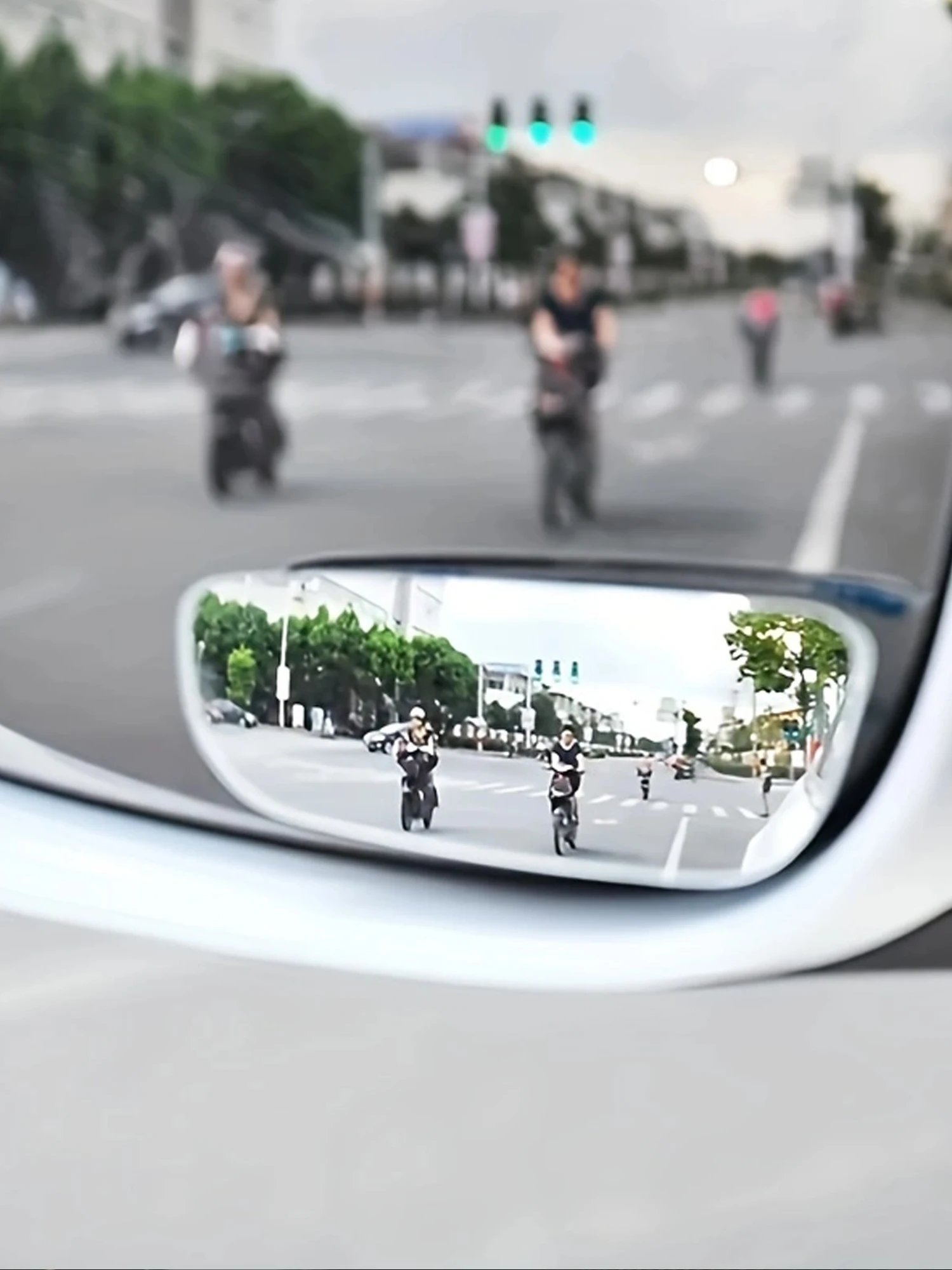 Motorcycle-Adjustable HD Glass - Car Blind Spot Mirror 评论和价格